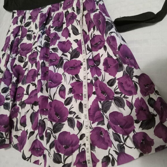 Beautiful romantic floral summer dress with petticoat - Picture 3 of 6